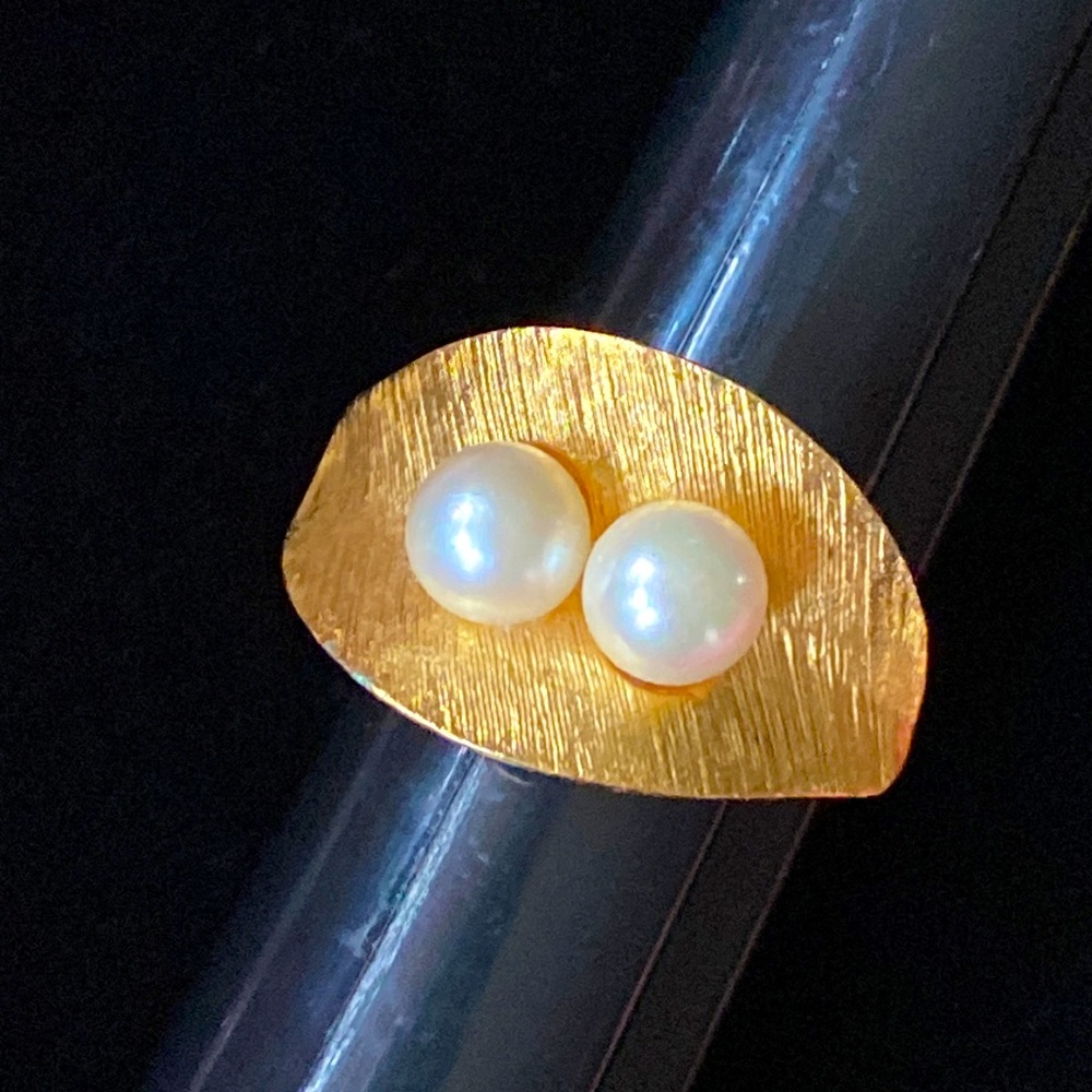 Vintage 1960’s Vendome Pearl Ring